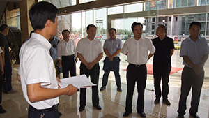 8月19日，团中央志工部部长杨松一行检查指导上陵集团团建工作。